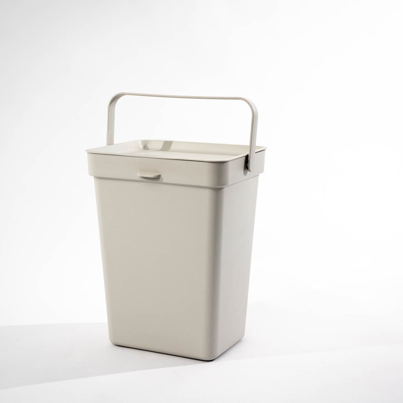 HALLBAR bin with lid 10L