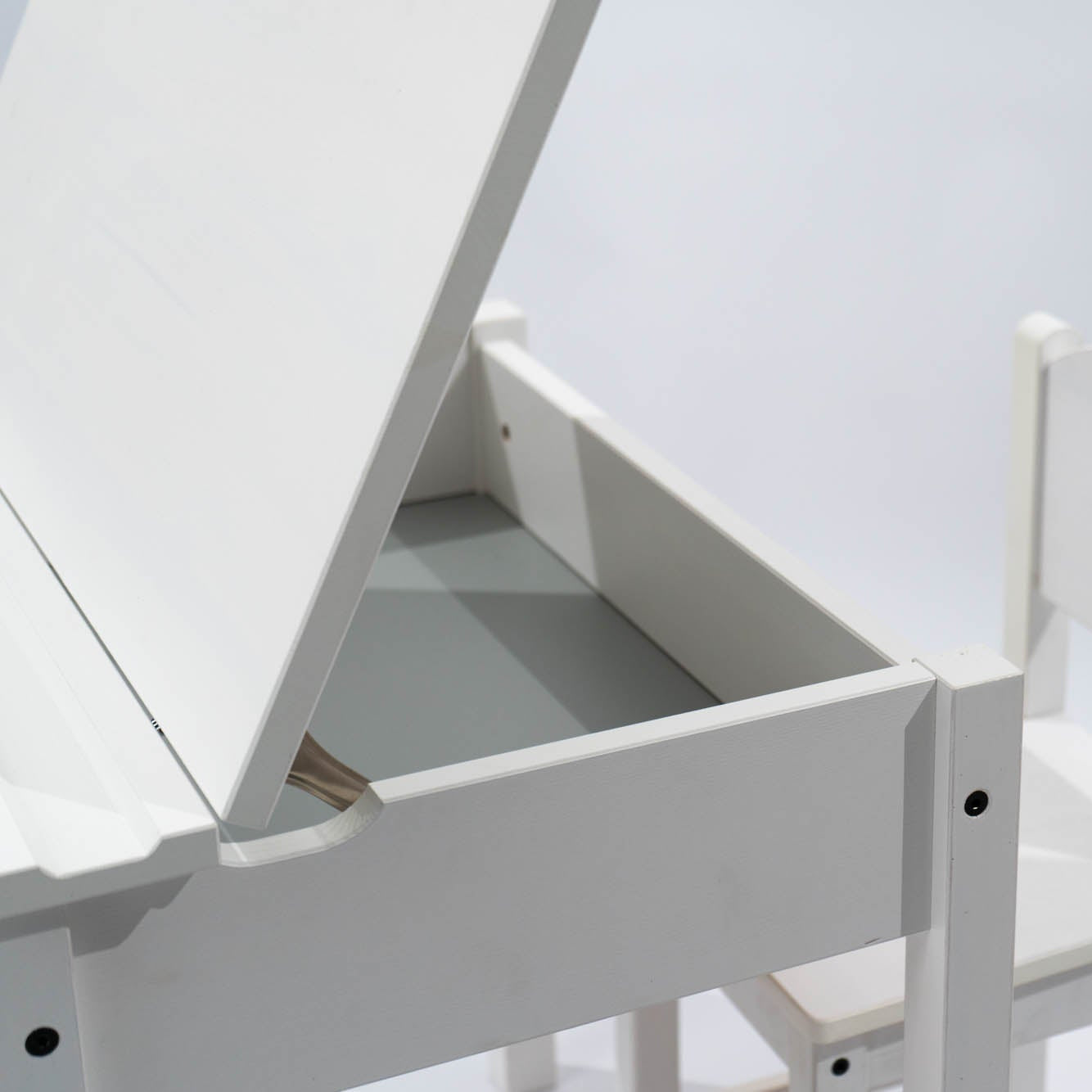 SUNDVIK child desk with storage 60x45