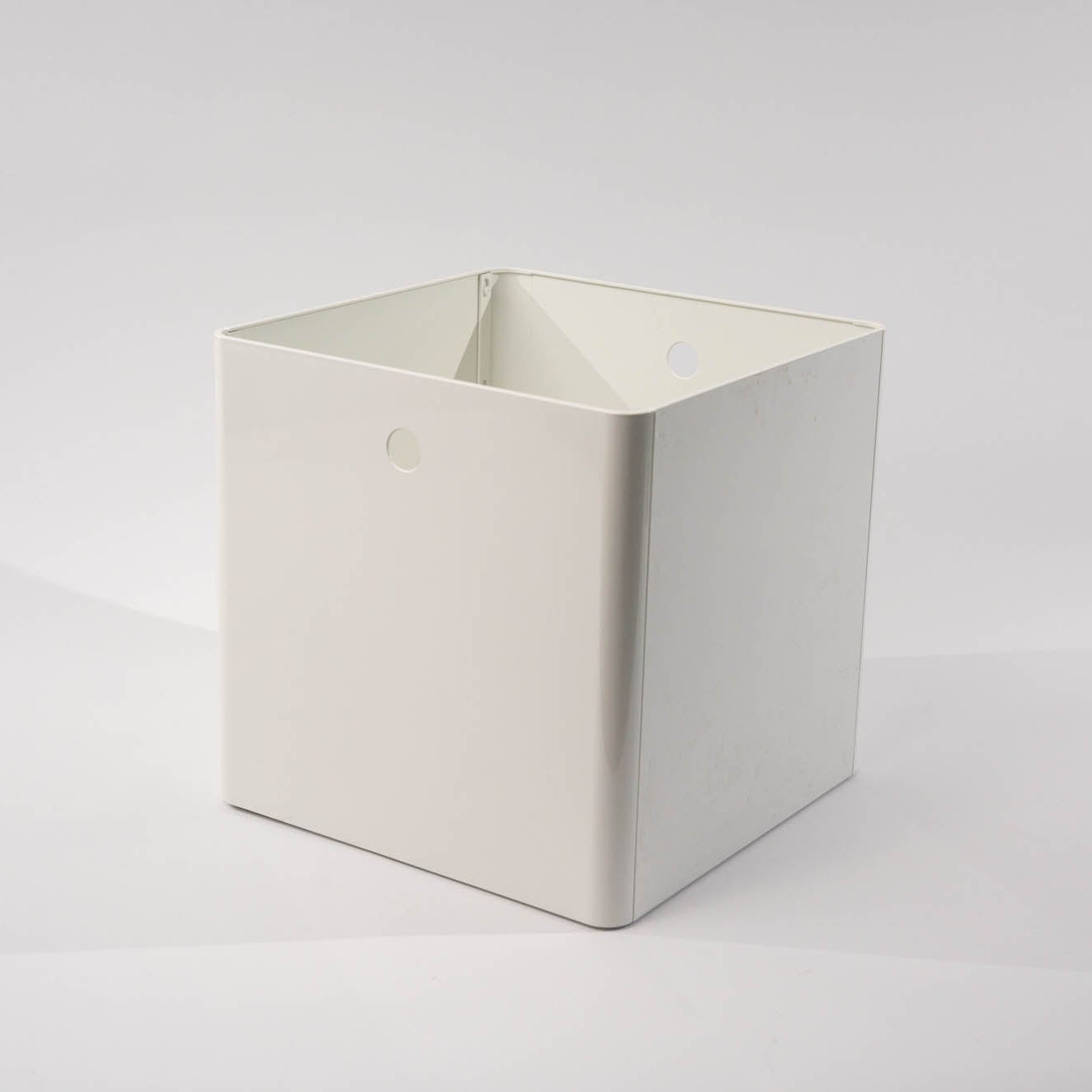 KUGGIS storage box with lid 32x32x32