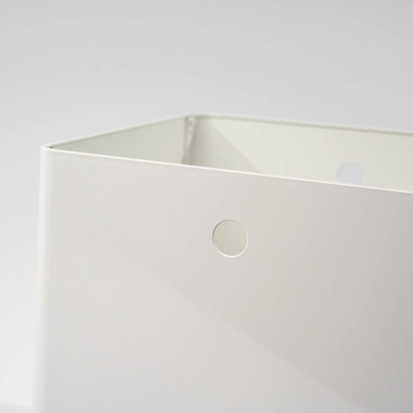 KUGGIS storage box with lid 32x32x32